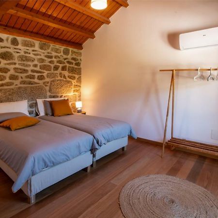 Casa Da Mina Guest House Carapito Luaran gambar